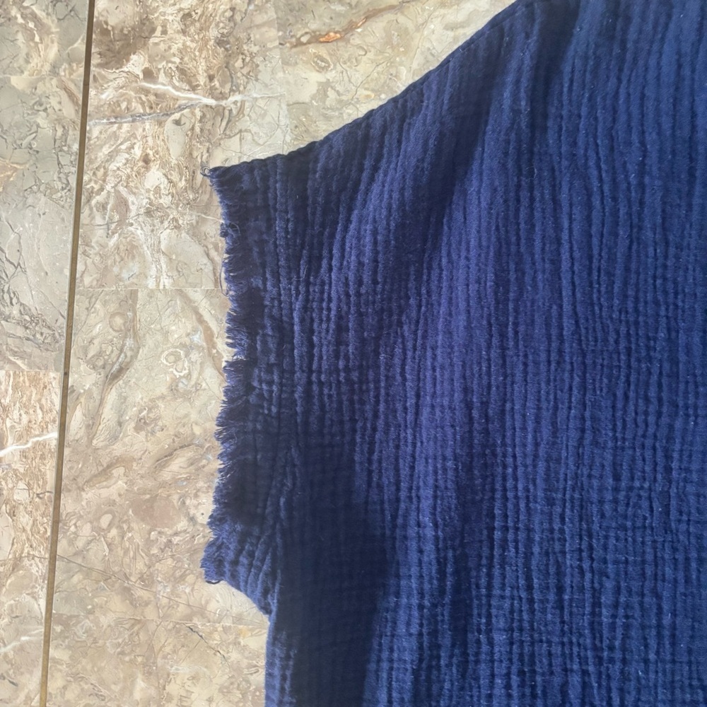 Kaktus Navy Crinkle 100% Cotton Gauze Boxy Top 1X Raw Fringe Edge - Picture 5 of 9